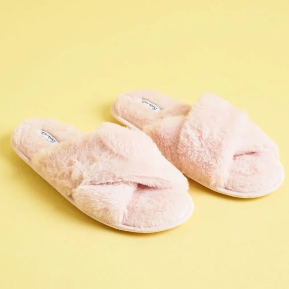 Splendid Faux Fur Slippers